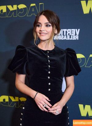 Jenna Coleman фото #0201