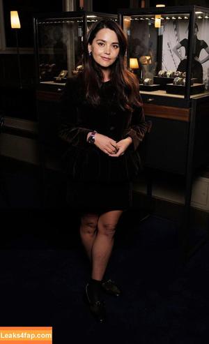 Jenna Coleman фото #0323