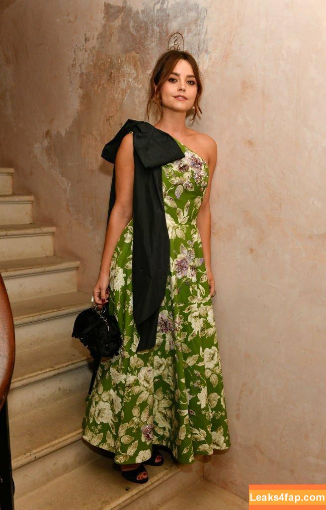 Jenna Louise Coleman / jenna_coleman_ / jennacoleman слитое фото фото #0070