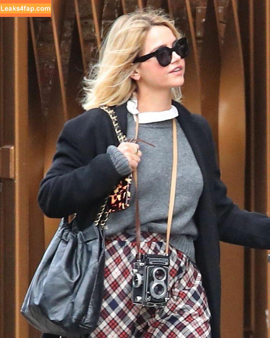 Jenna Louise Coleman / jenna_coleman_ / jennacoleman слитое фото фото #0079