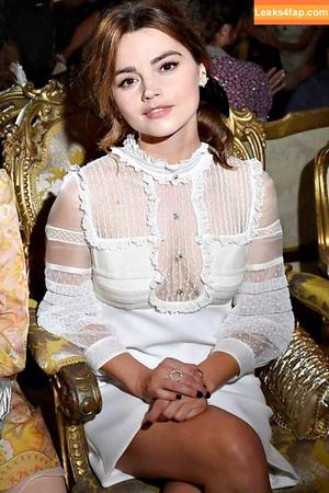 Jenna Louise Coleman фото #0012