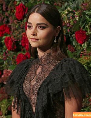 Jenna Louise Coleman фото #0028