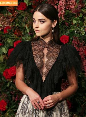 Jenna Louise Coleman фото #0029