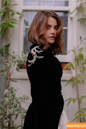 Jenna Louise Coleman photo #0116