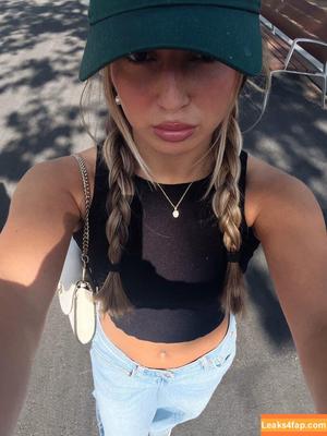 Jenna Mello photo #0011