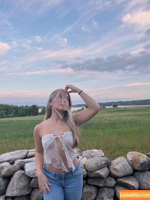 Jenna Mello photo #0024