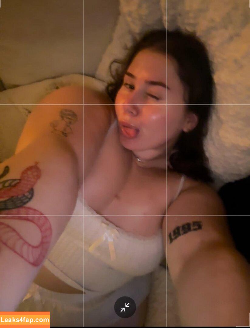 jenna.noonan /  leaked photo photo #0001