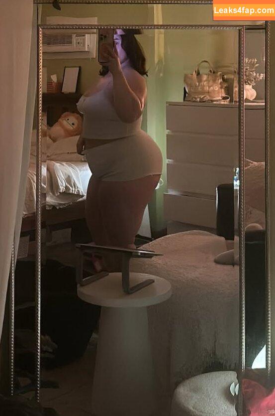 jenna.noonan /  leaked photo photo #0002