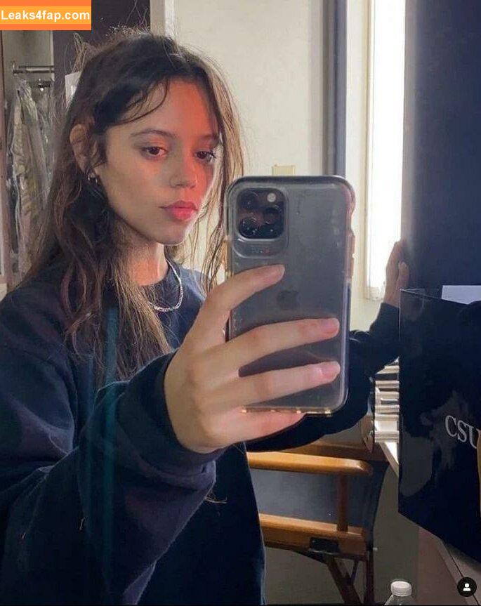 Jenna Ortega / Page / jennaortega leaked photo photo #0014