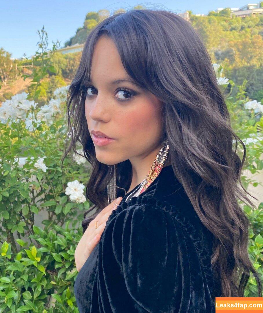 Jenna Ortega / Page / jennaortega leaked photo photo #0178