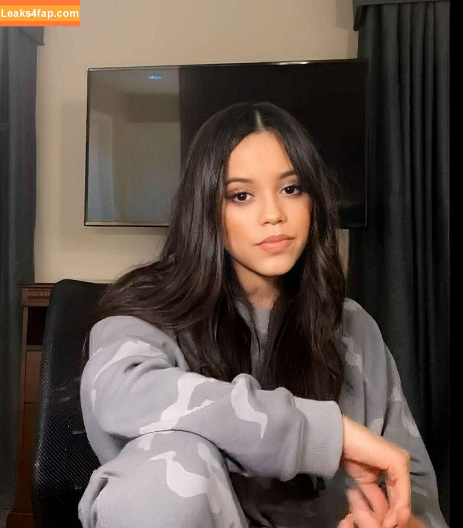 Jenna Ortega / Page / jennaortega leaked photo photo #0202
