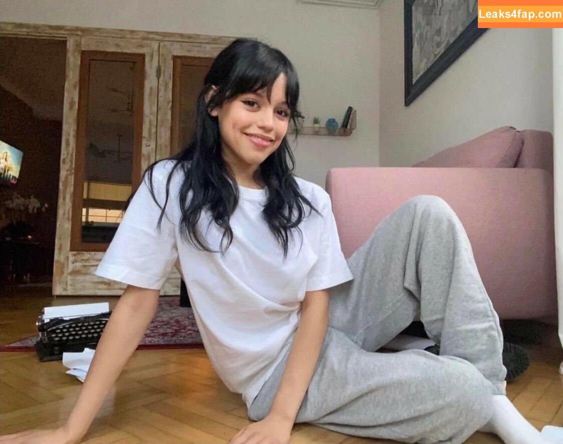 Jenna Ortega / Page / jennaortega leaked photo photo #0294