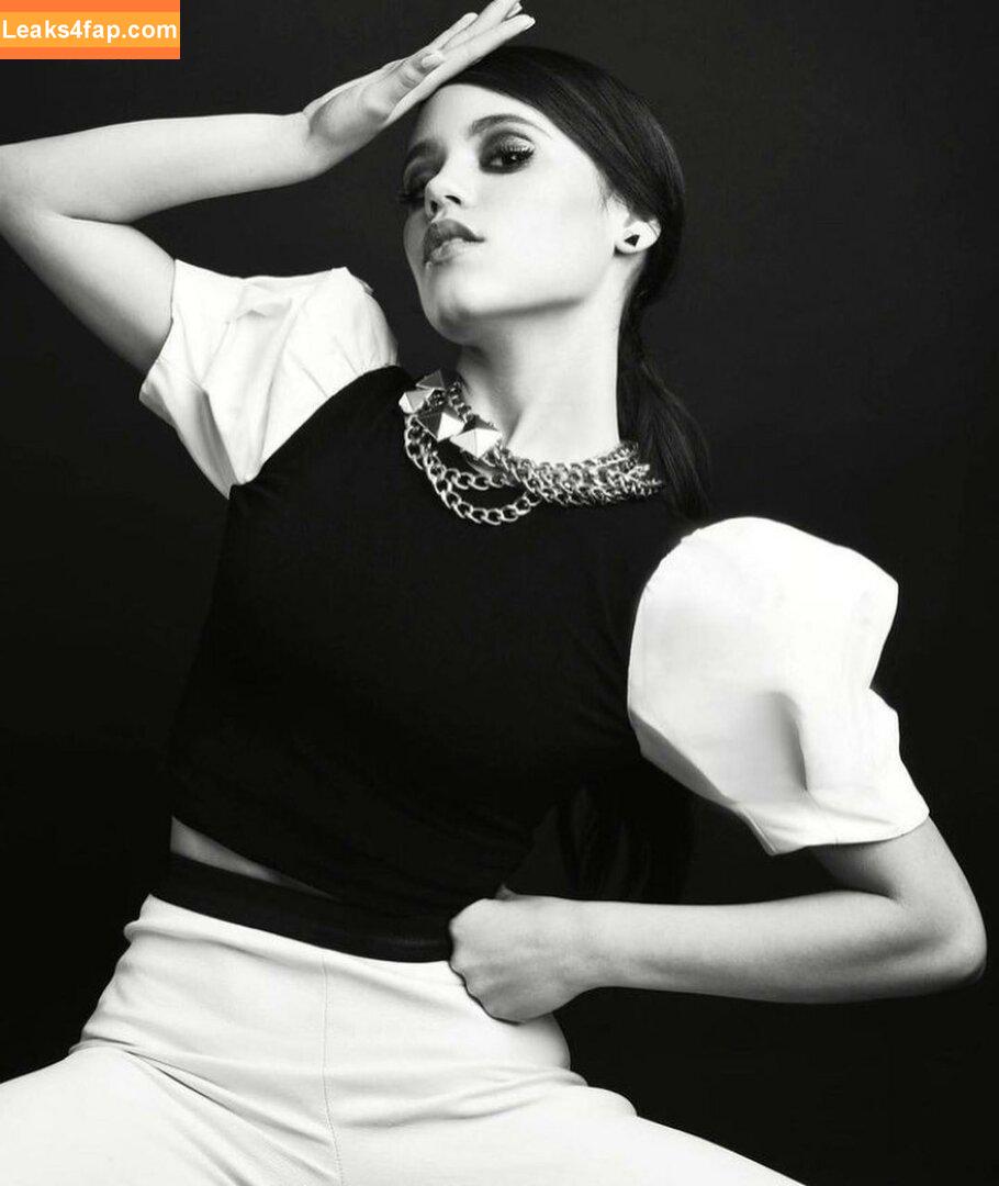 Jenna Ortega / Page / jennaortega leaked photo photo #0308