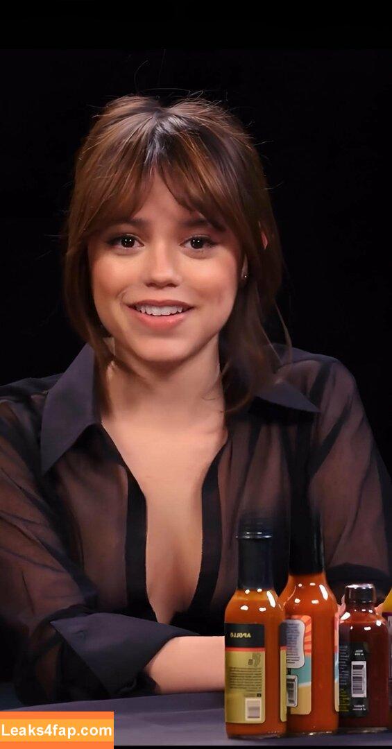 Jenna Ortega / Page / jennaortega leaked photo photo #0407