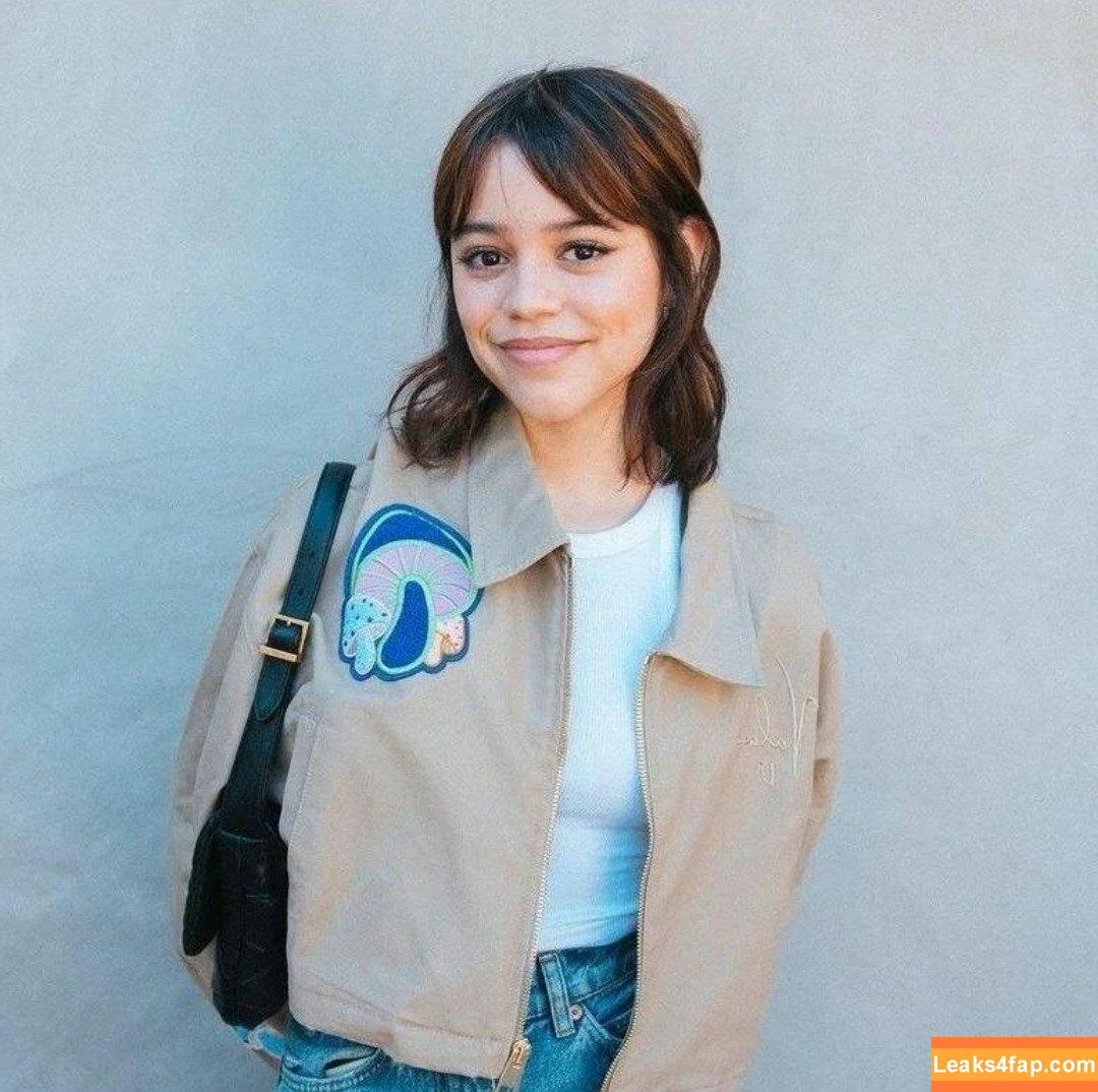Jenna Ortega / Page / jennaortega leaked photo photo #0450
