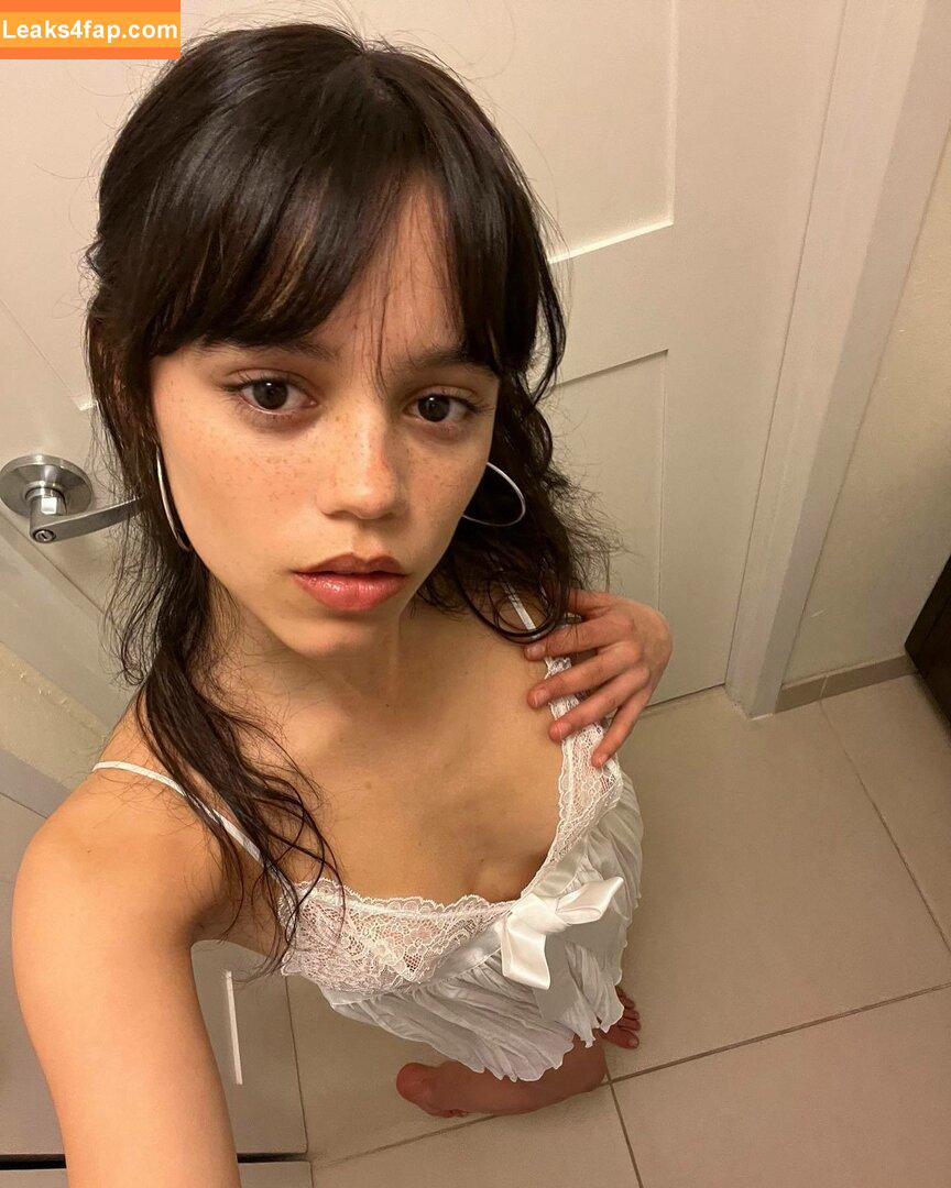 Jenna Ortega / Page / jennaortega leaked photo photo #0660