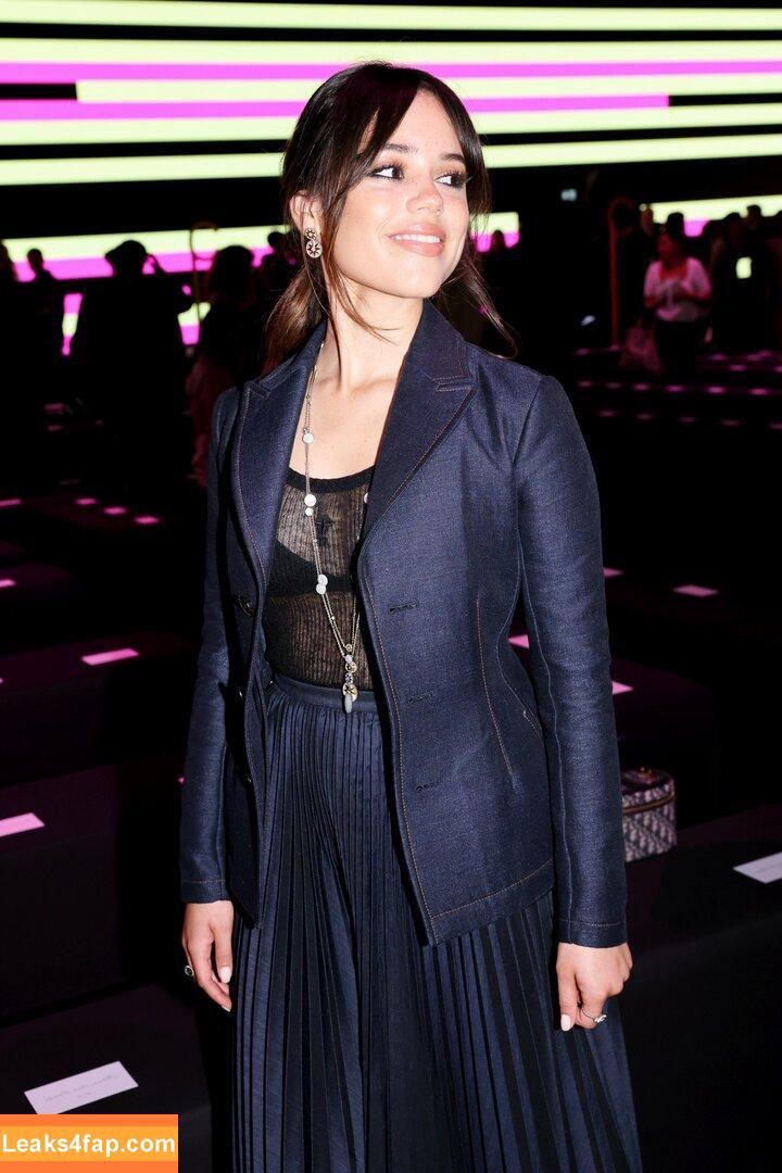 Jenna Ortega / Page / jennaortega leaked photo photo #0709