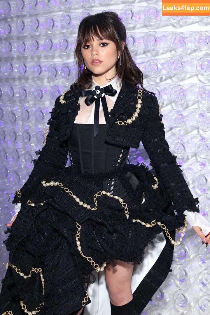 Jenna Ortega / Page / jennaortega leaked photo photo #0735