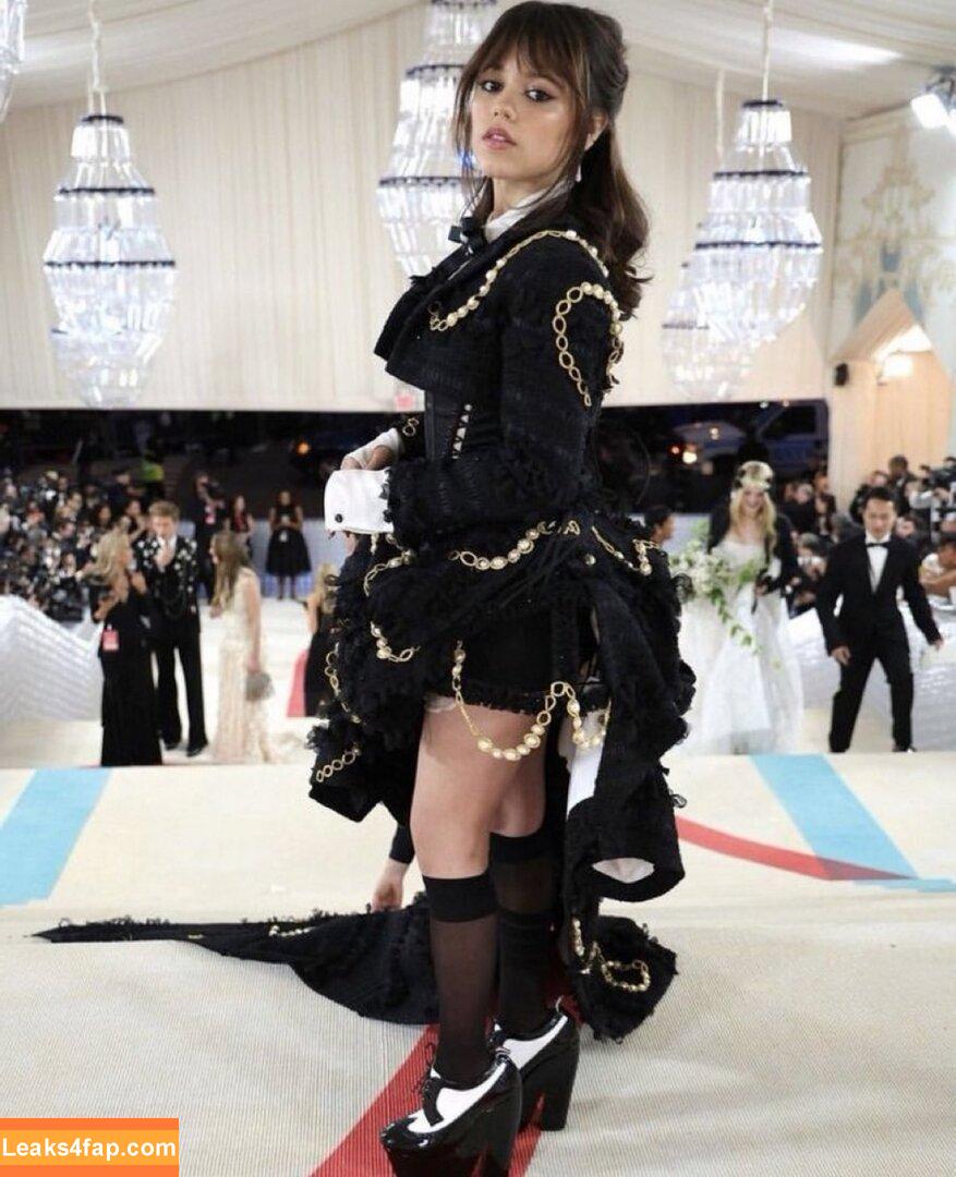 Jenna Ortega / Page / jennaortega leaked photo photo #0736