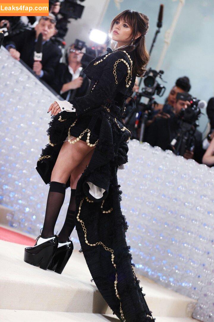 Jenna Ortega / Page / jennaortega leaked photo photo #0737