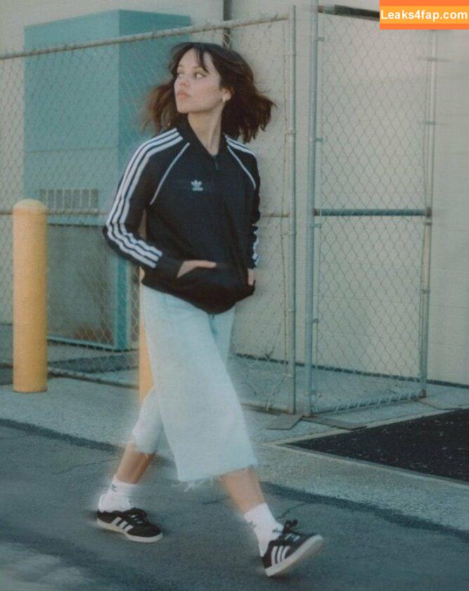 Jenna Ortega / Page / jennaortega leaked photo photo #0742