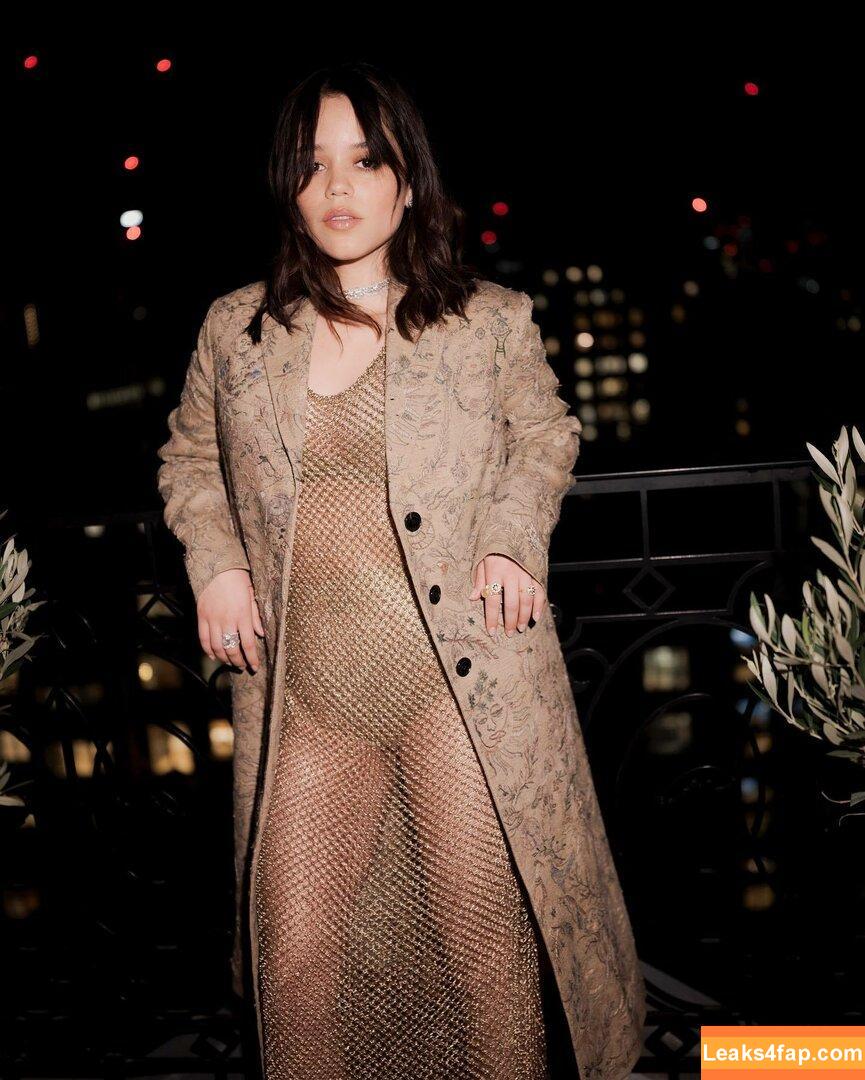 Jenna Ortega / Page / jennaortega leaked photo photo #0843