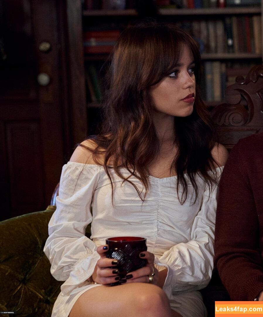 Jenna Ortega / Page / jennaortega leaked photo photo #0911