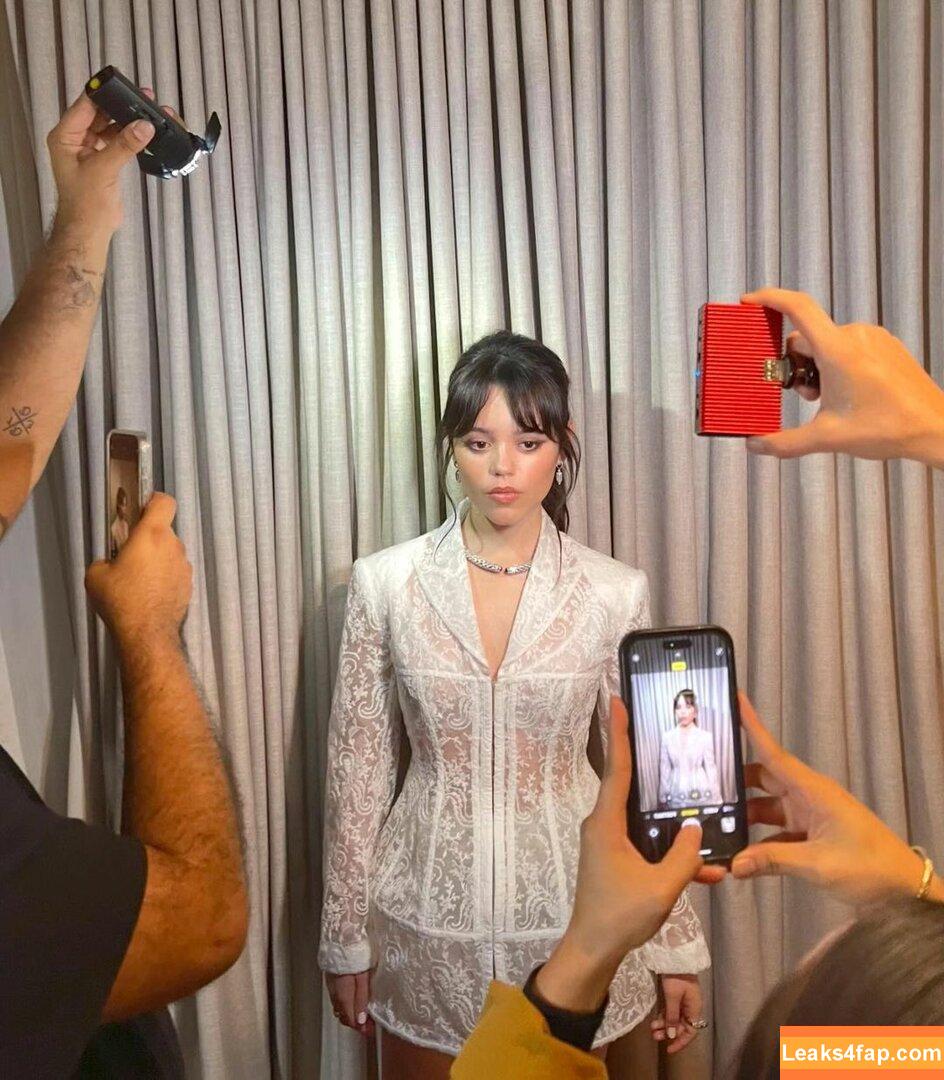 Jenna Ortega / Page / jennaortega leaked photo photo #0925