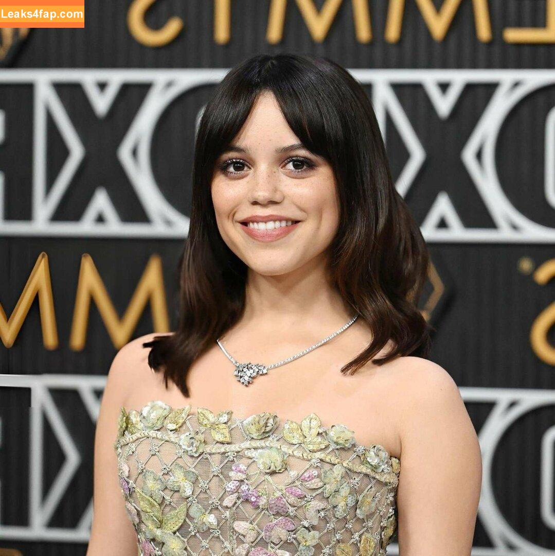 Jenna Ortega / Page / jennaortega leaked photo photo #0986