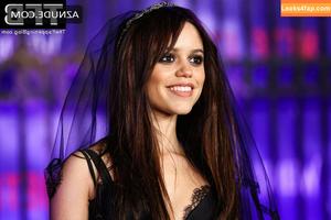 Jenna Ortega photo #0111