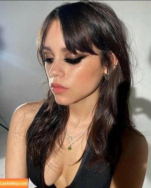 Jenna Ortega photo #0122