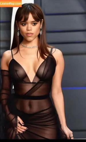 Jenna Ortega photo #0145