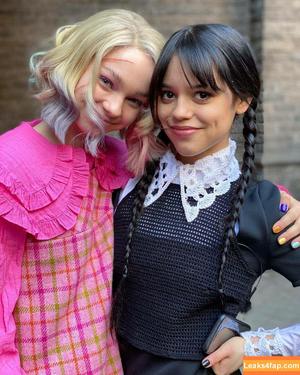 Jenna Ortega photo #0152