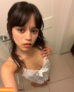 Jenna Ortega photo #0257