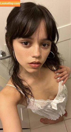Jenna Ortega photo #0260