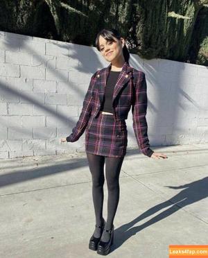 Jenna Ortega photo #0295