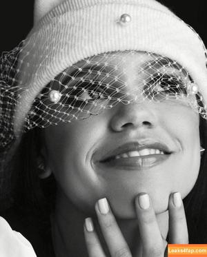 Jenna Ortega photo #0303