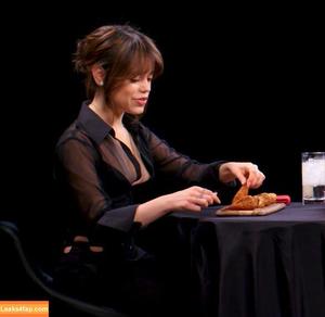 Jenna Ortega photo #0384