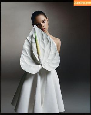 Jenna Ortega photo #0435