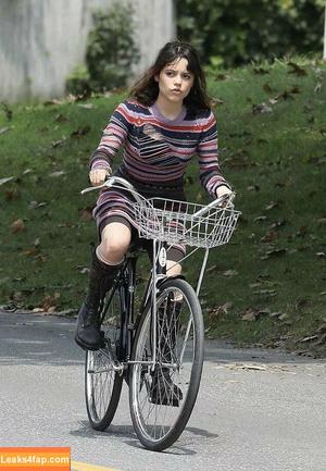 Jenna Ortega photo #0637