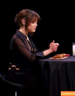 Jenna Ortega photo #0643