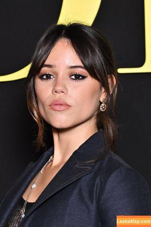 Jenna Ortega photo #0706