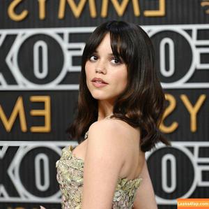 Jenna Ortega photo #0987