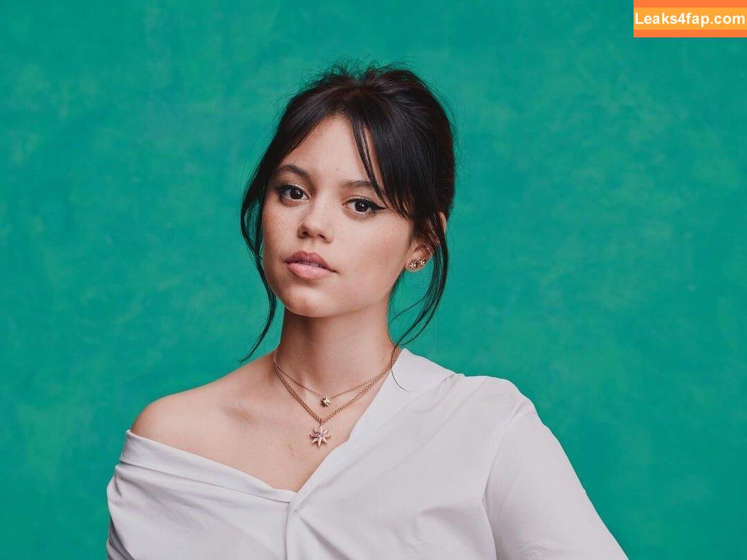 Jenna Ortega / Page / jennaortega leaked photo photo #1065