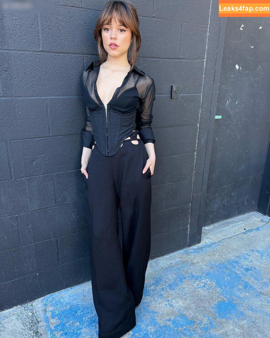 Jenna Ortega / Page / jennaortega leaked photo photo #1086