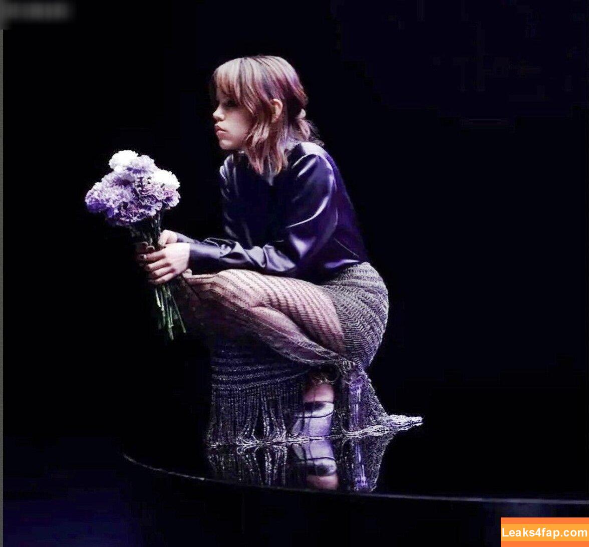 Jenna Ortega / Page / jennaortega leaked photo photo #1137