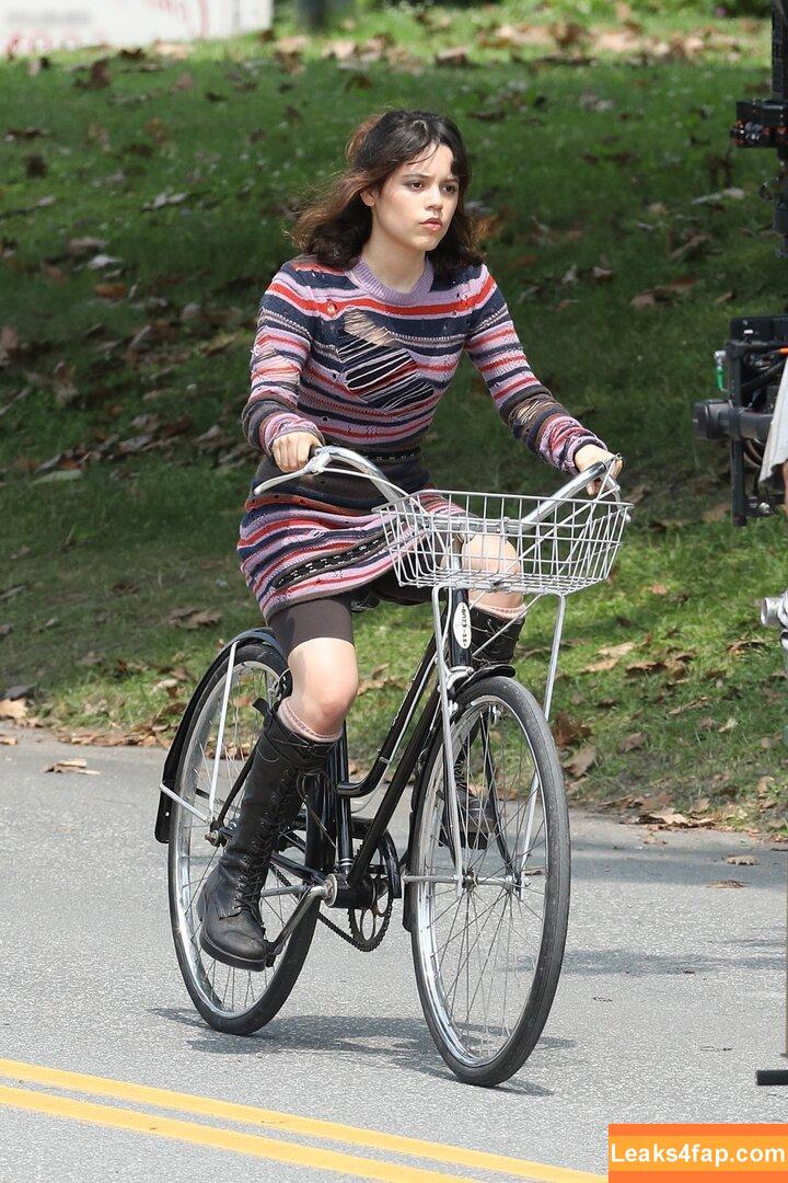 Jenna Ortega / Page / jennaortega leaked photo photo #1147