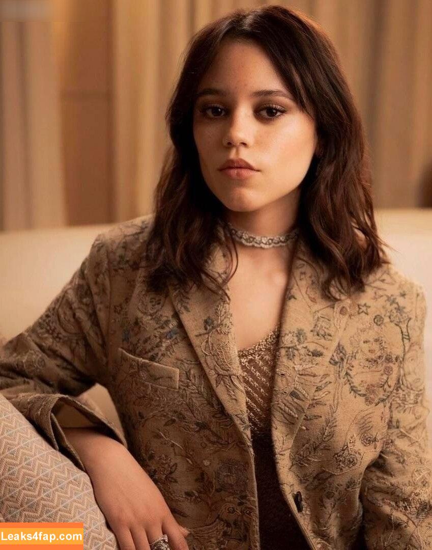 Jenna Ortega / Page / jennaortega leaked photo photo #1201