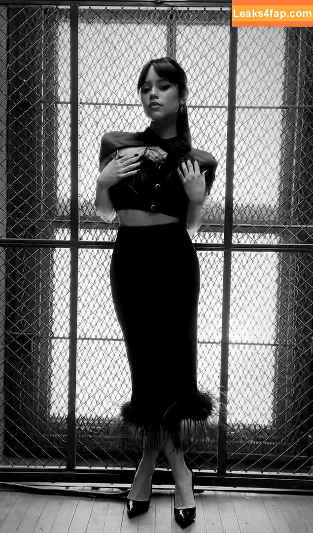 Jenna Ortega / Page / jennaortega leaked photo photo #1311