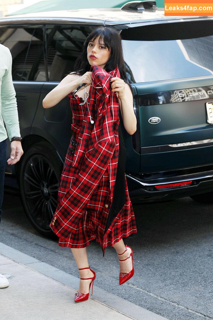 Jenna Ortega / Page / jennaortega leaked photo photo #1331